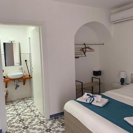 Mini Appartamenti Ballaro Rooms Palermo Exterior photo